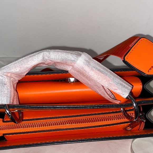 Steve Madden Bold Orange Women’s Bag - Picture 7 of 10